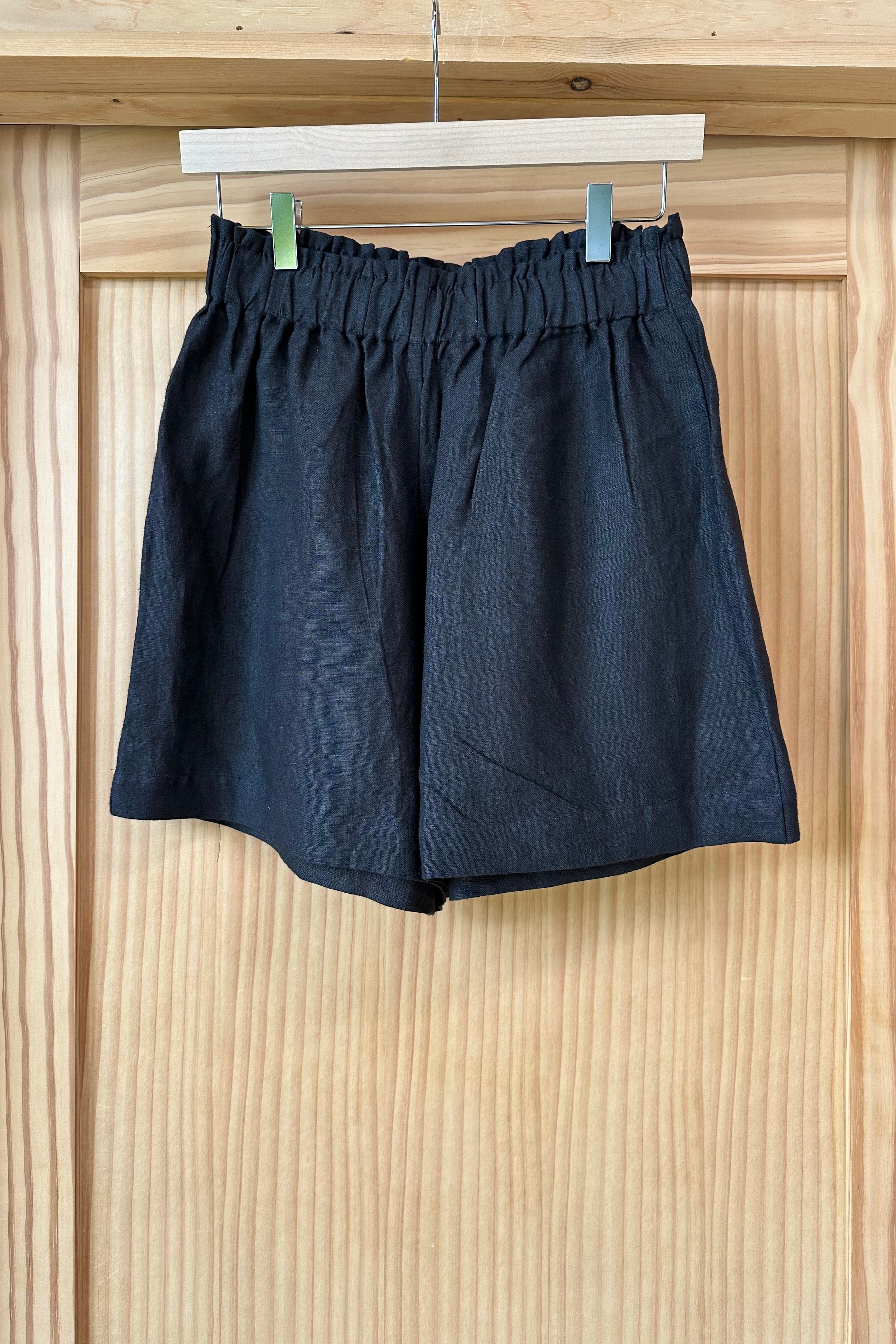 Pull On Shorts - Jet Black Linen