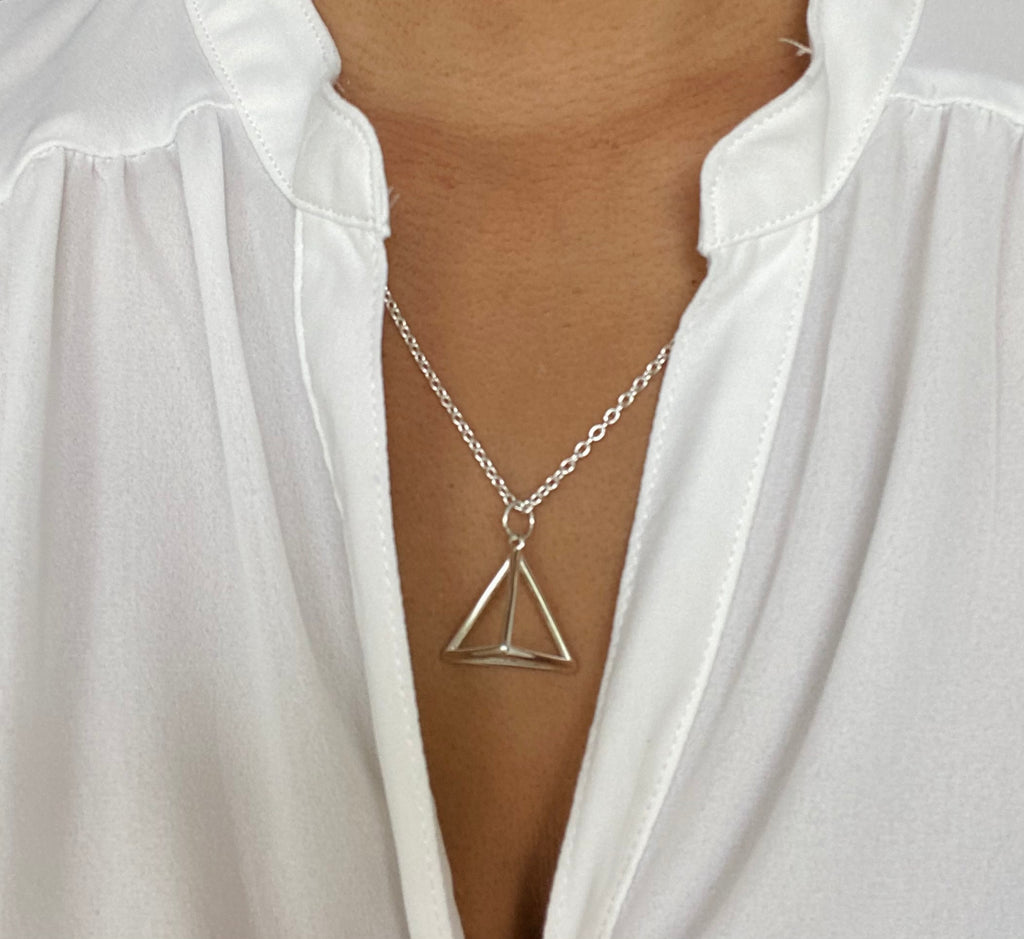 3d pyramid pendant