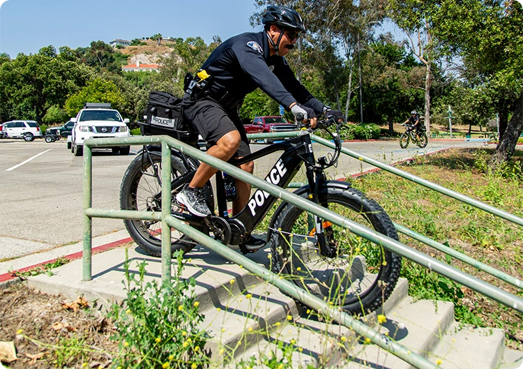Alhmabra Police Officer performing a stair-descent maneuver on the ATR 528 eBike during an eBike Patrol Training Course