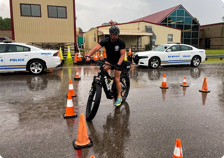 A Memphis Police Officer doing cone pattern training on the ATR 528 eBike