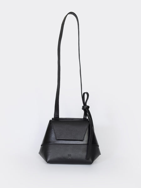 Blanche crossbody bag – AGNESKOVACS leather design