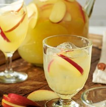 Apple and ginger cocktail