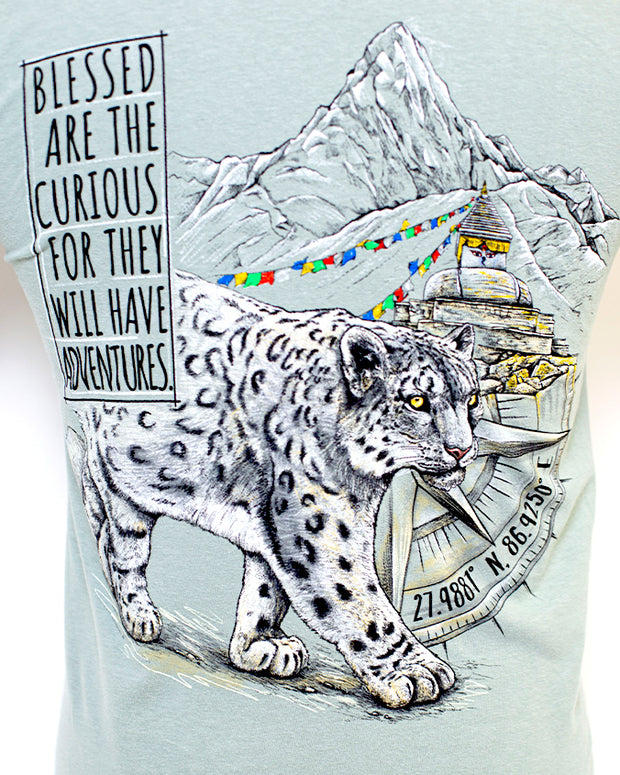 https://cdn.shopify.com/s/files/1/1231/8836/products/YY-Snow-Leopard-detail_620x.jpg?v=1690984108