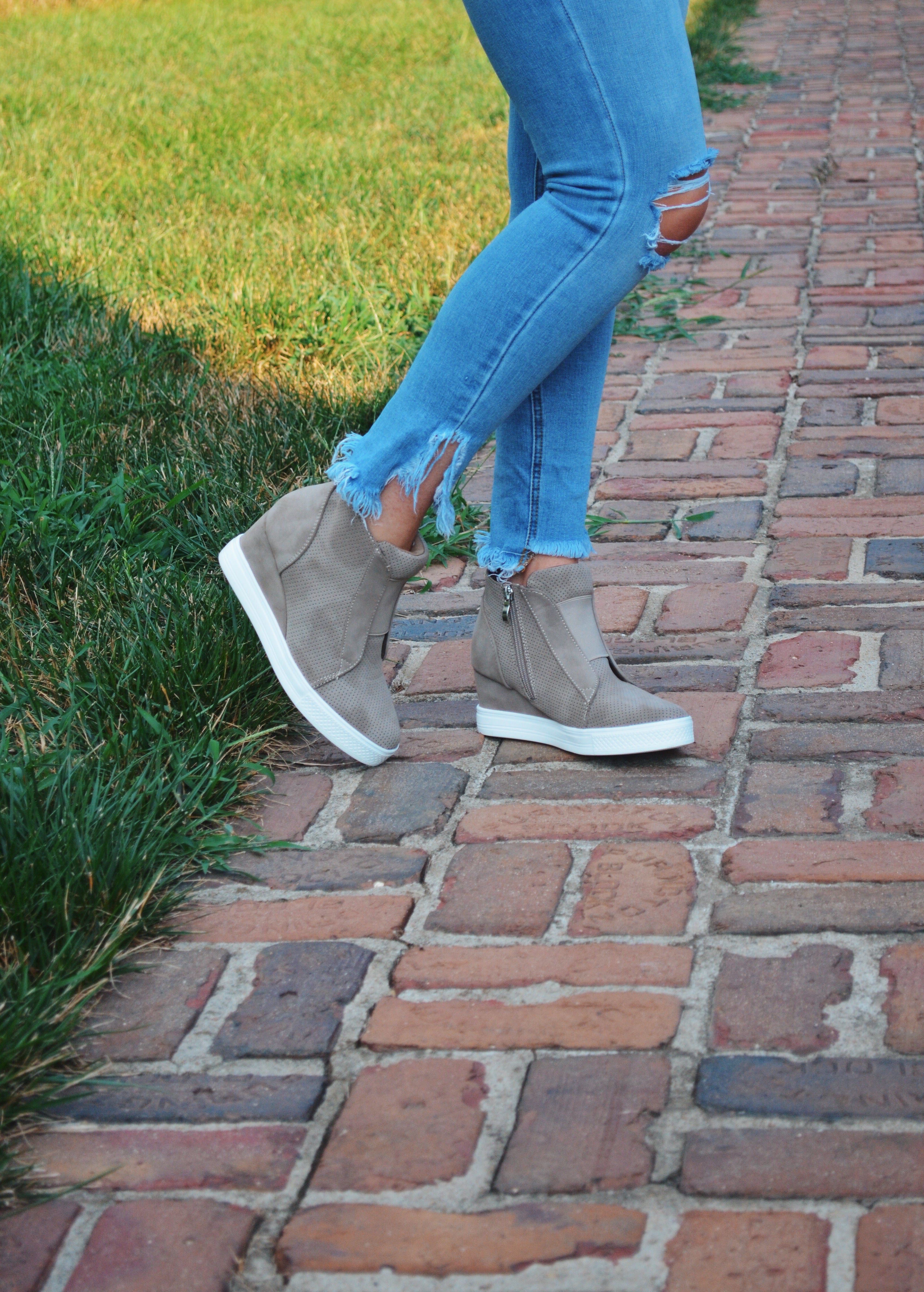 zoey wedge sneaker taupe