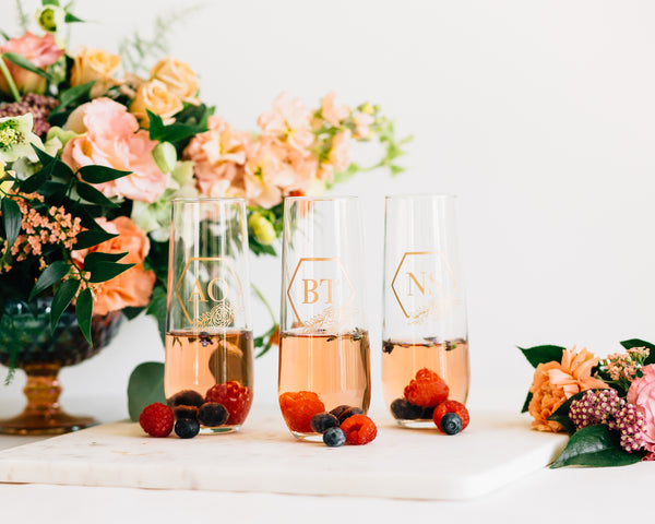 Set of 3 - Custom Bridal Party Stemless Champagne Flutes – Happily