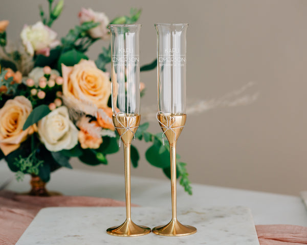 Custom Engraved Laurel Modern Champagne Flutes, Pair