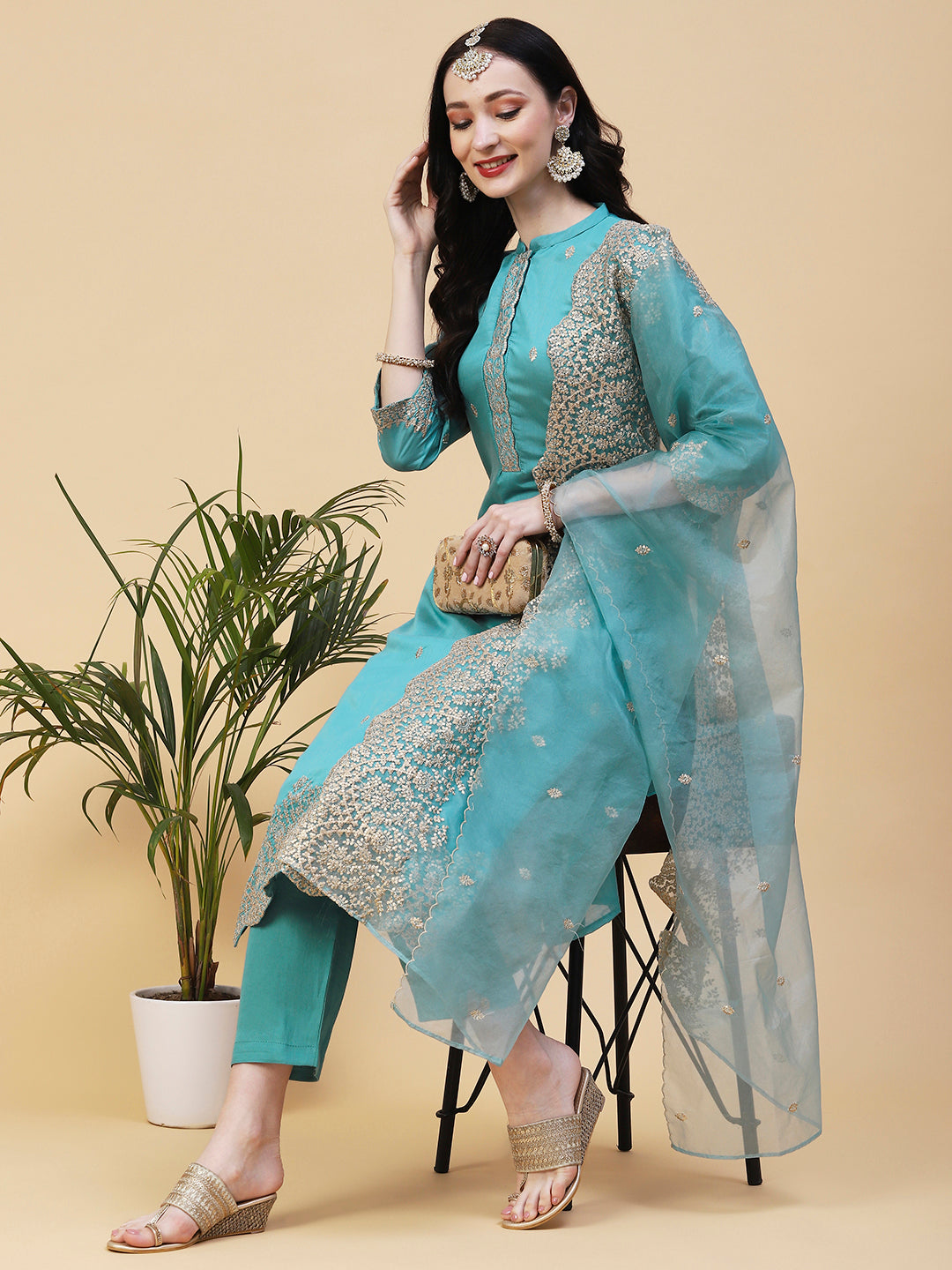 Designer Kurta Sets for Women | Shop Party Wear Kurta Sets Online