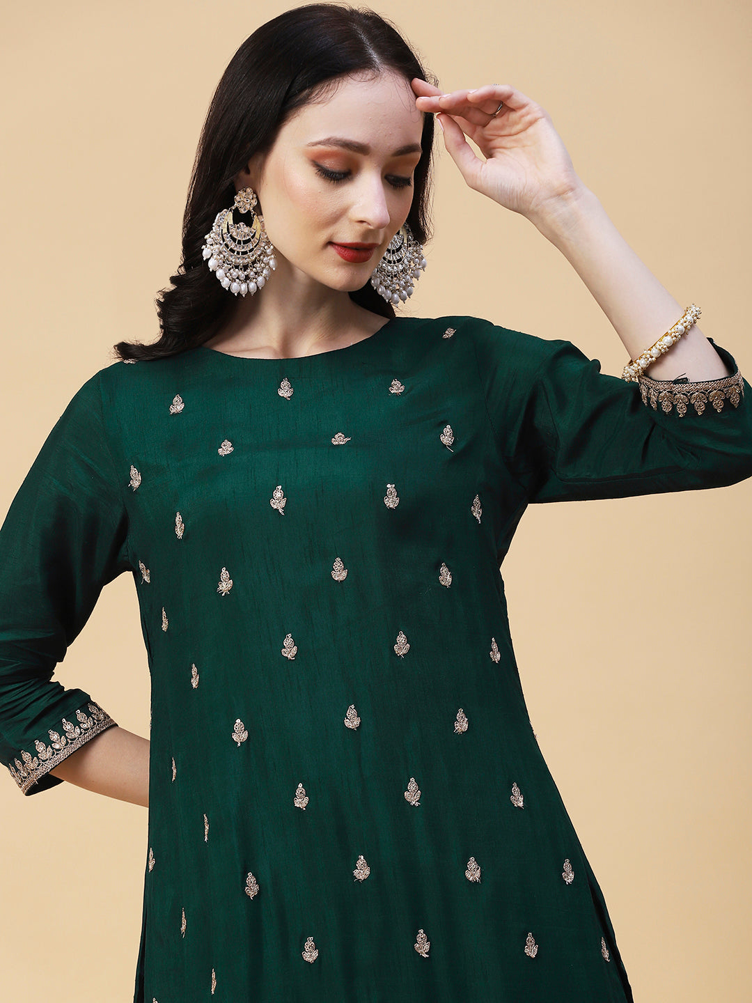 Solid Zari & Sequins Embroidered Kurta With Pants & Zari Jacquard Dupa