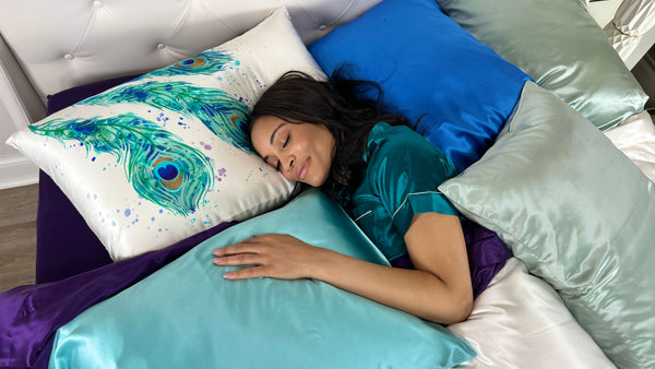 Woman Lies on peaock Pillowcase