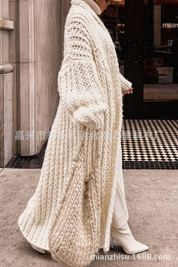 Oversized long knit sweater - runwayfashionista.com