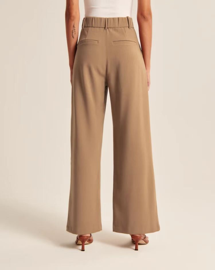 High waisted wide leg pants - runwayfashionista.com