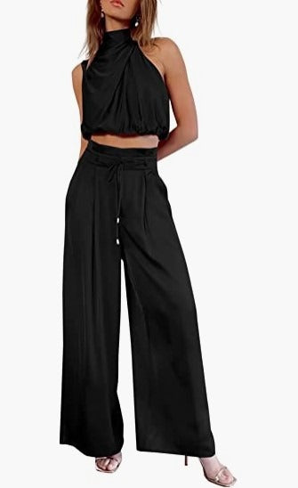 Casual sleeveless top, wide leg pants set - runwayfashionista.com