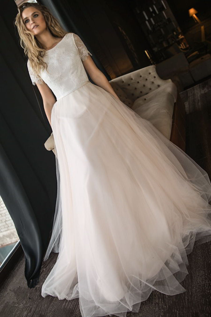 short tulle wedding dresses