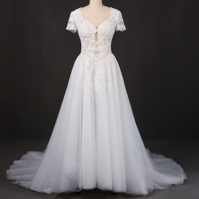 Puffy Short Sleeves Tulle Bridal Dress with Lace Appliques, Long Train ...