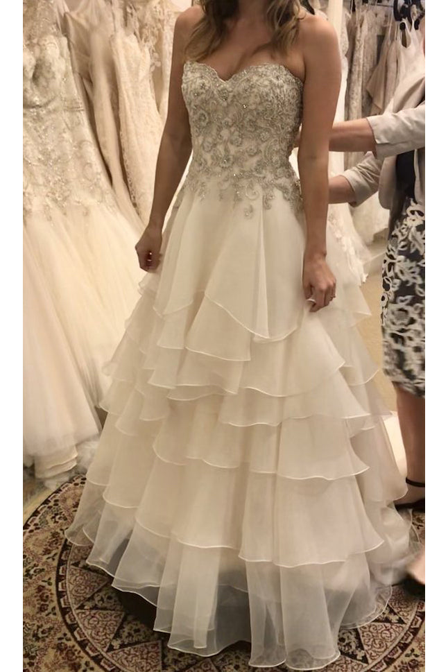 Romantic Sweetheart Beaded Bodice Tiered Wedding Dress Long Beautifully Bridal Dress N1456 