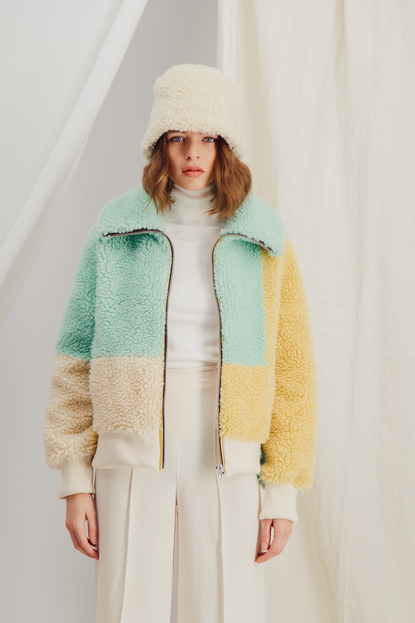 Bombers sustainable faux fur - ADELE