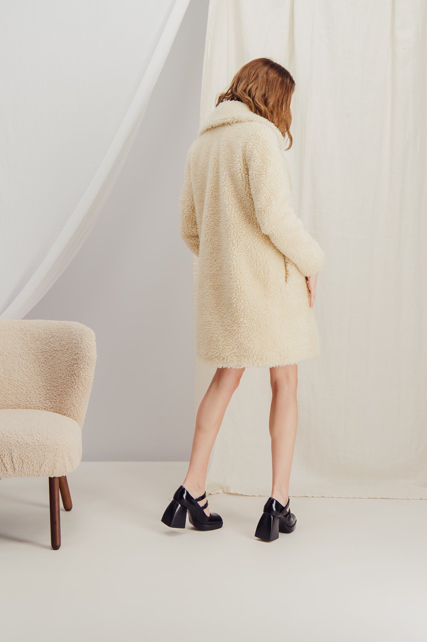 Sustainable faux fur coat - LAURA