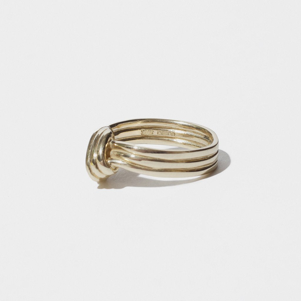 LOVERS KNOT RING GOLD – Ferian