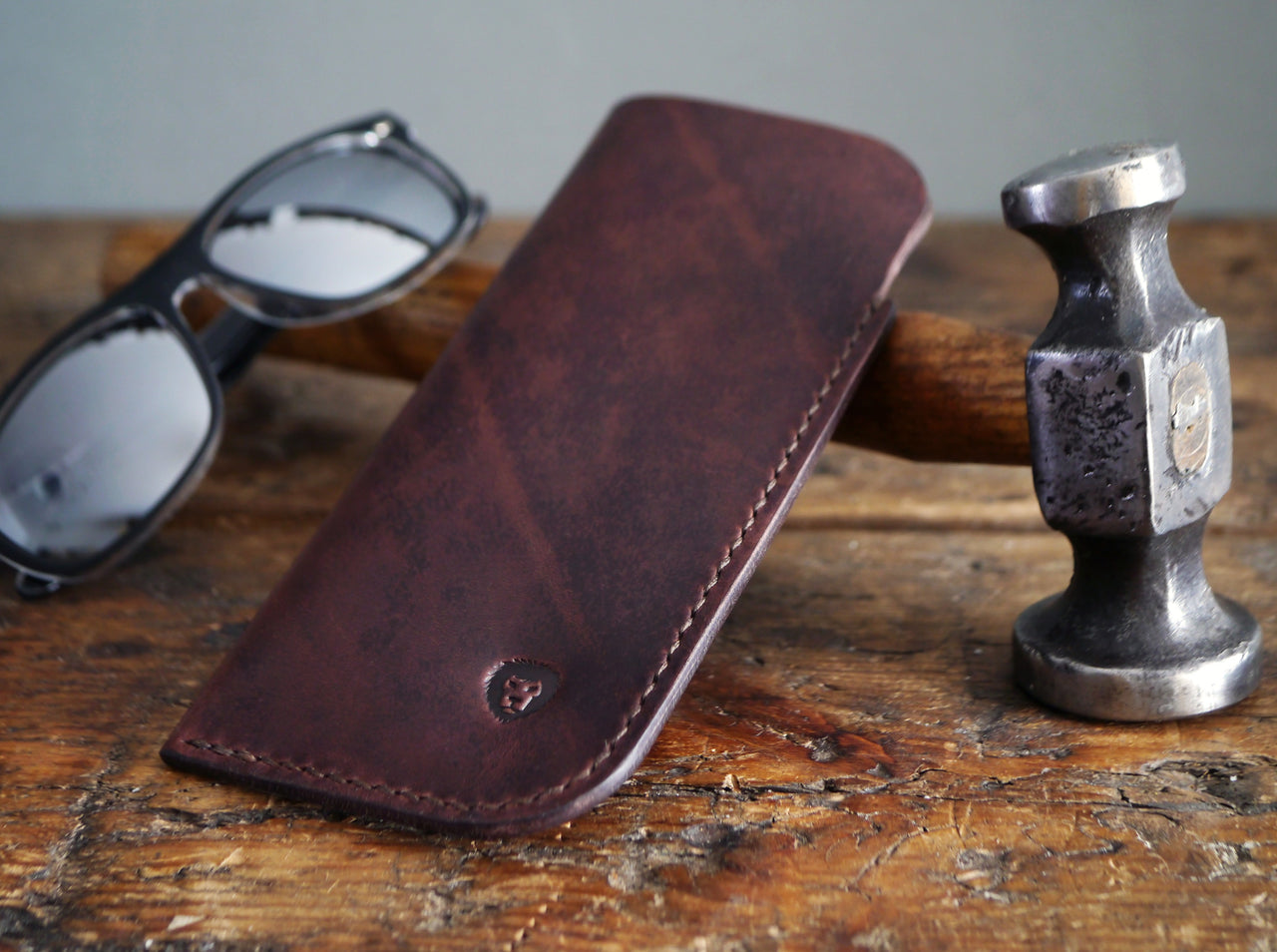 leather sunglasses pouch