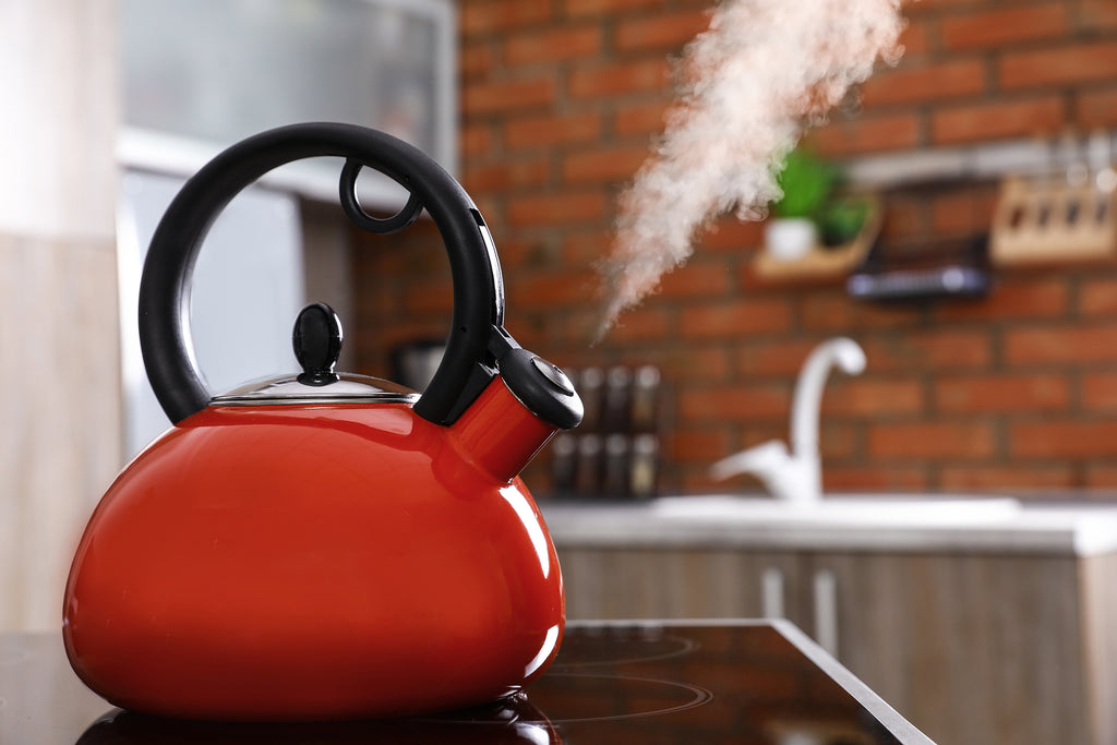 Kettle or Microwave? Best Way to Heat Water - Harney & Sons Fine Teas