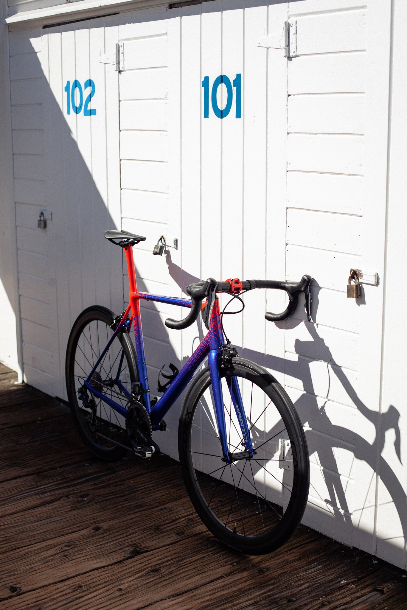 sarto seta velocolour boat lockers