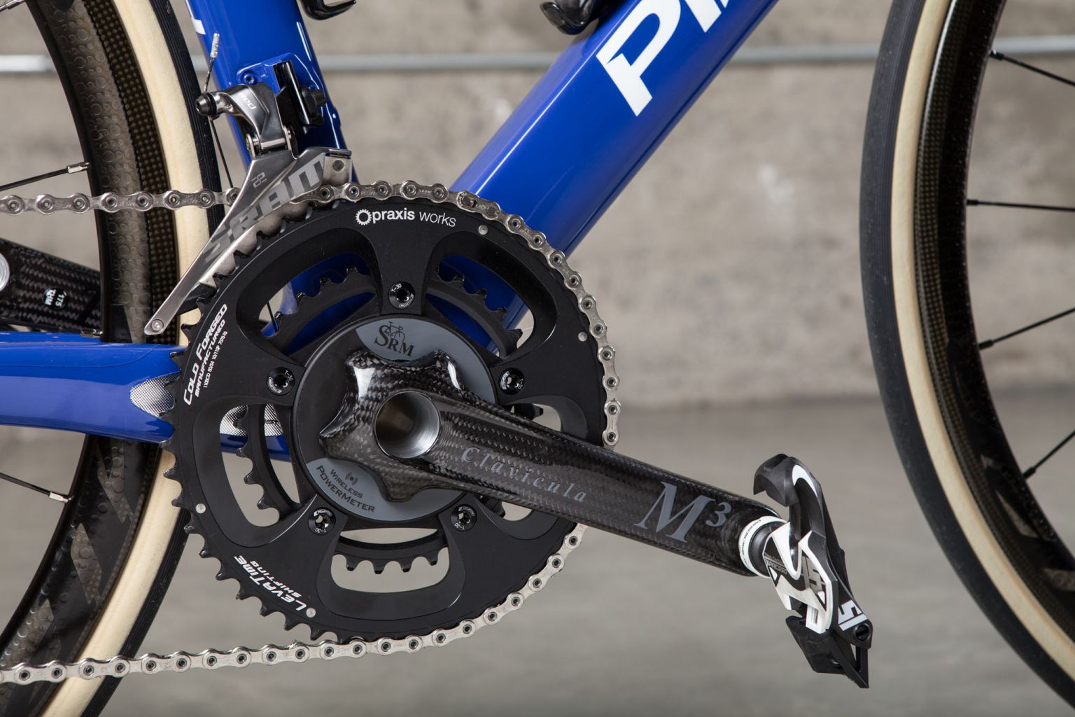 Pinarello Dogma Custom Painted F8 crankset