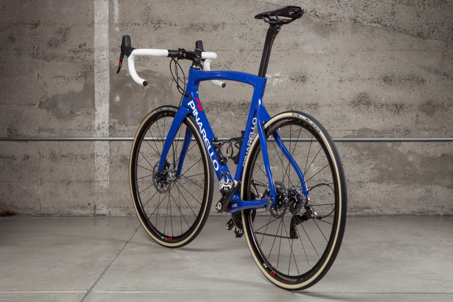 pinarello dogma blue