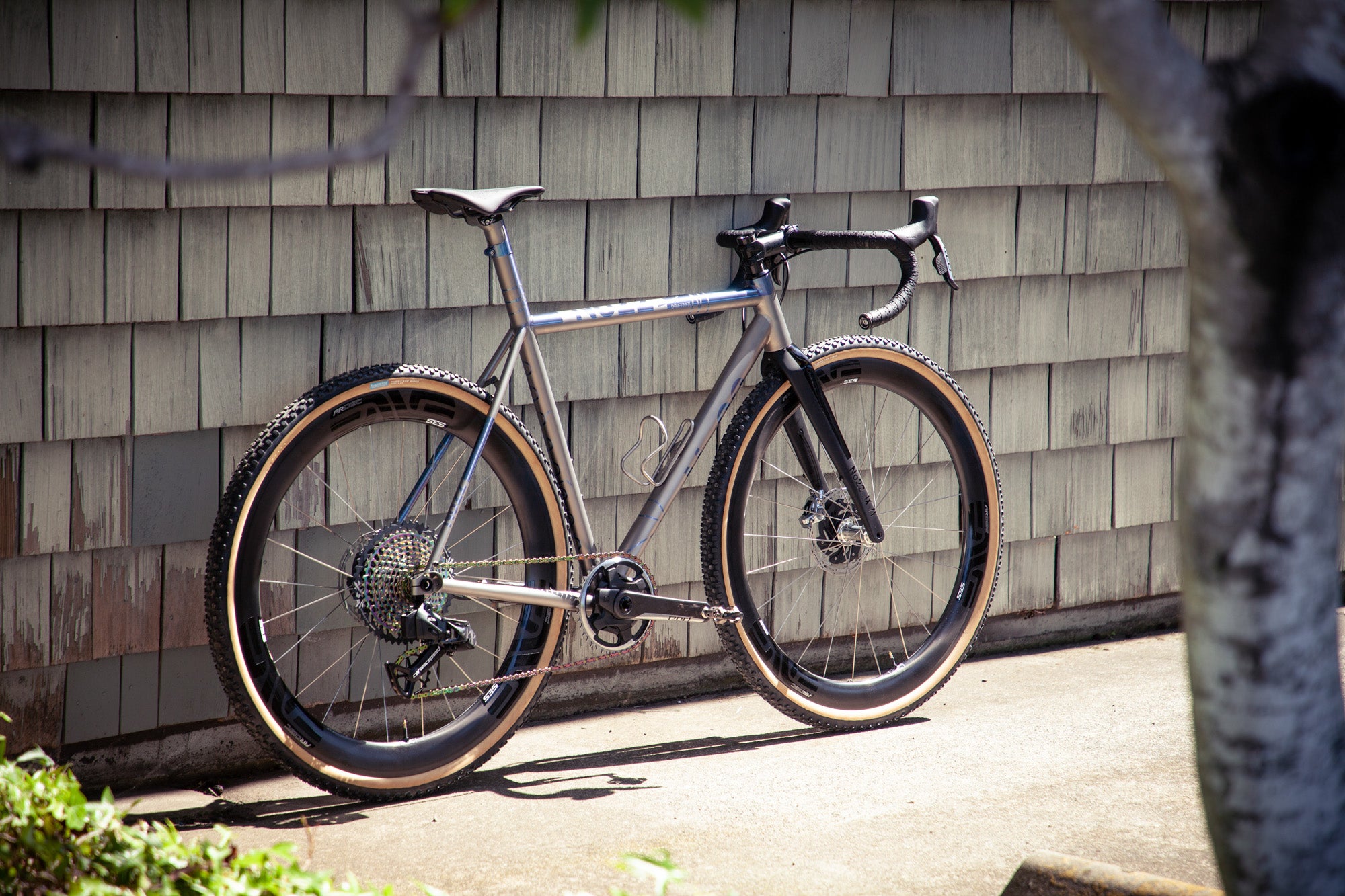 Bike of the Week: An Anodized Blue No22 Drifter X – Above Category