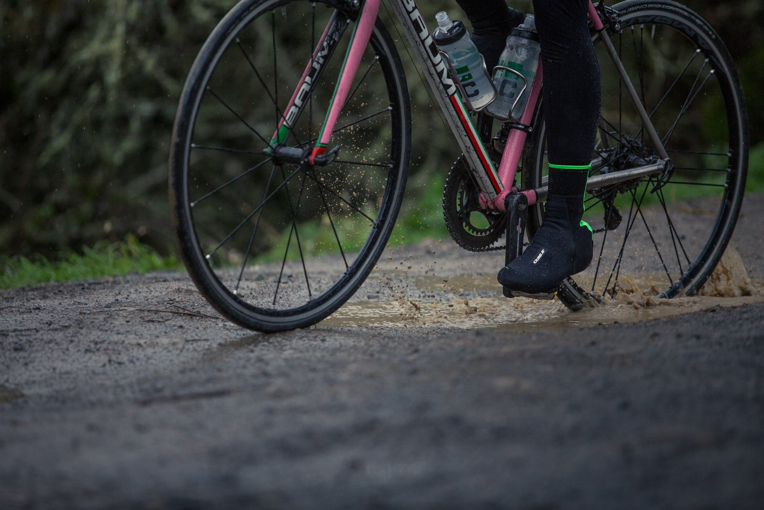 Baum Corretto Custom Bicycle in puddle