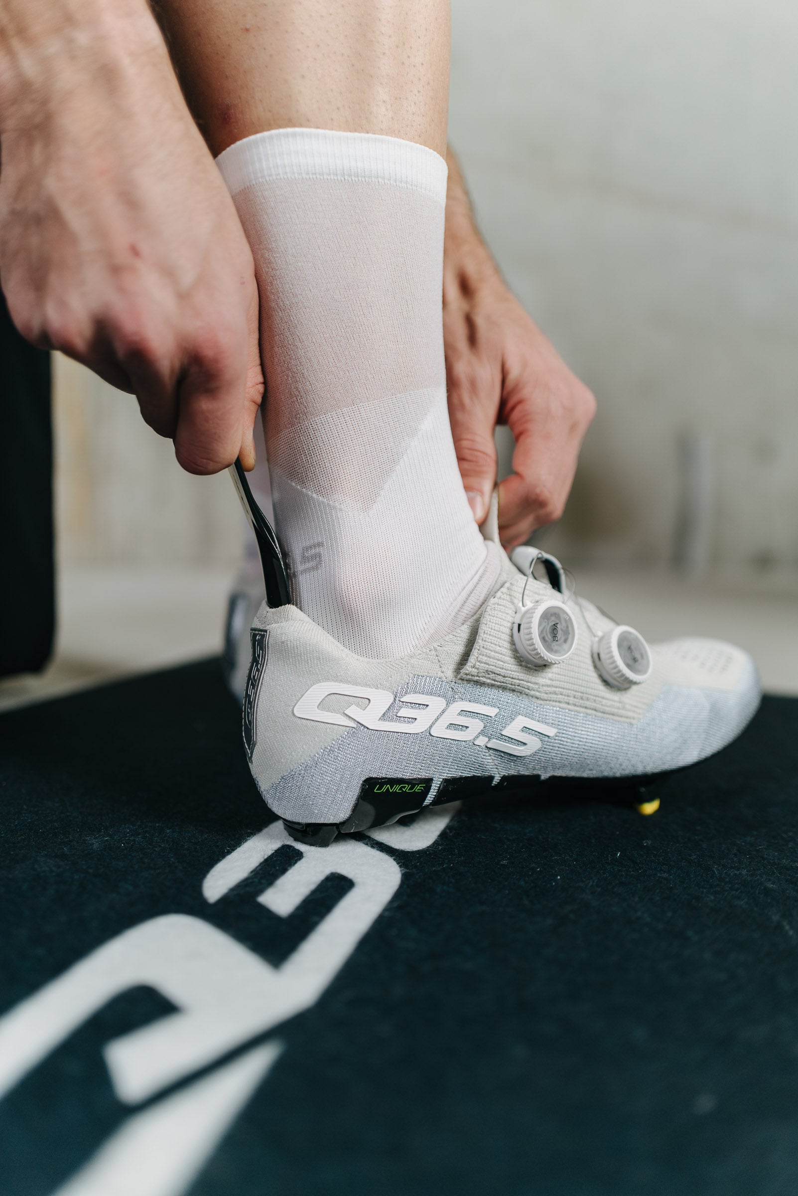 Unique Road Cycling Shoe Q36.5 – Alpha Velo