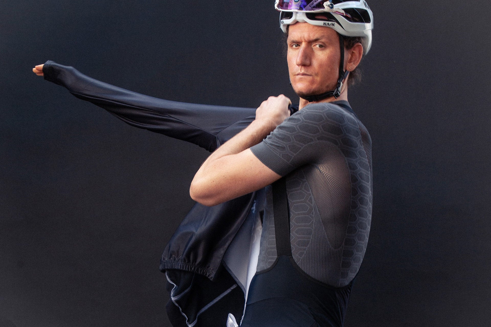 Body-Mapped Men's Cycling Long Sleeve Baselayer