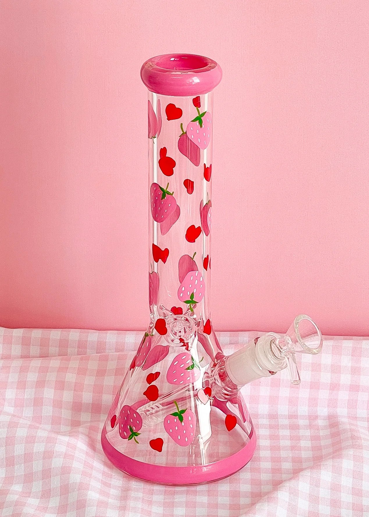 Kawaii Strawberry Bong (In-Store Pick Up Only)