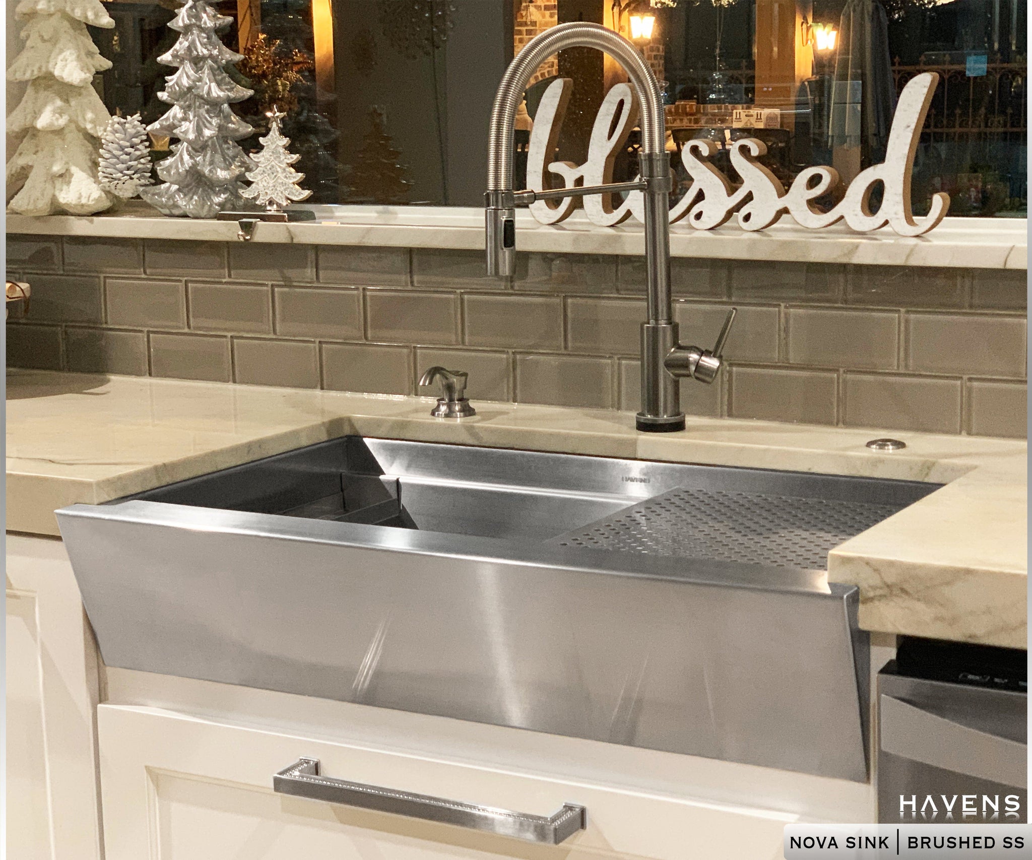 Nova Stainless Steel Farmhouse Sink | Undermount - Havens | Luxury Metals