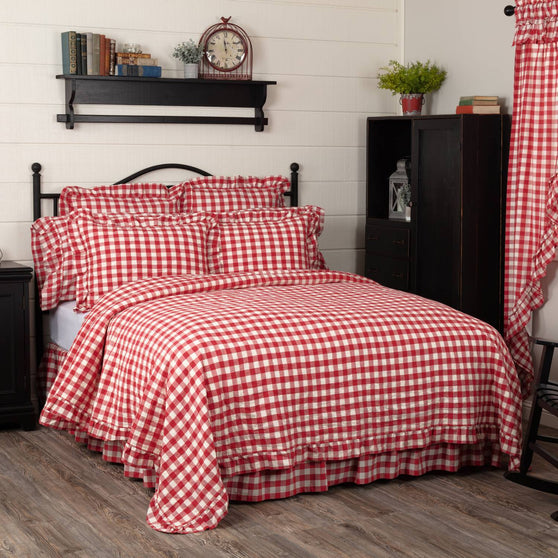 Annie Buffalo Red Check Ruffled Queen Quilt Coverlet 90wx90l The