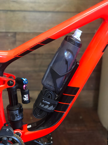 lyne bottle cage