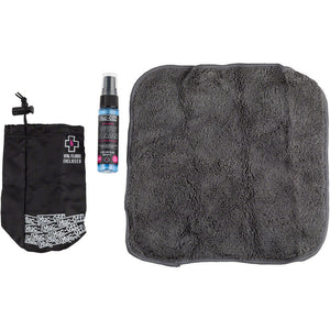 muc-off-antimicrobial-and-device-cleaner-kit