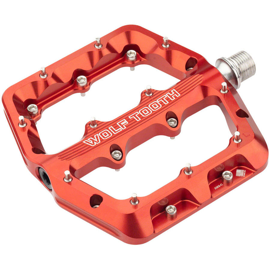 wolf-tooth-waveform-pedals-red-small
