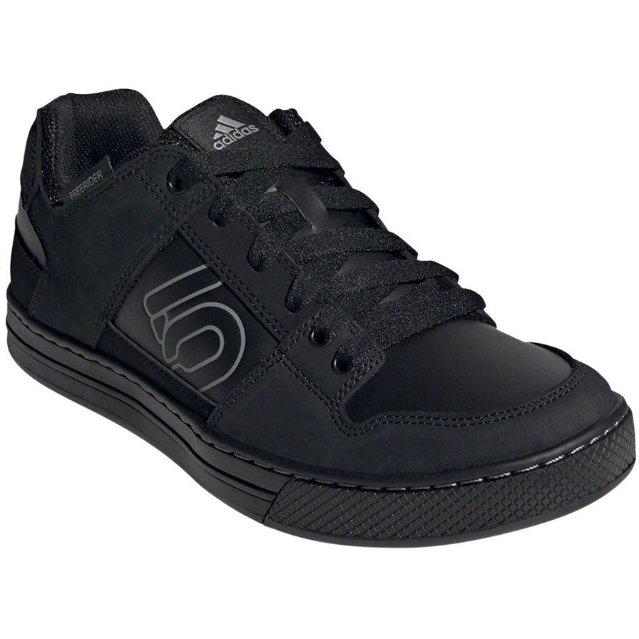 five-ten-freerider-dlx-flat-shoes-mens-core-black-core-black-gray-three-8-5