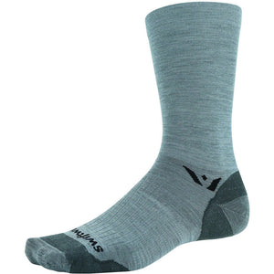 swiftwick-unisex-pursuit-seven-ultralight-socks