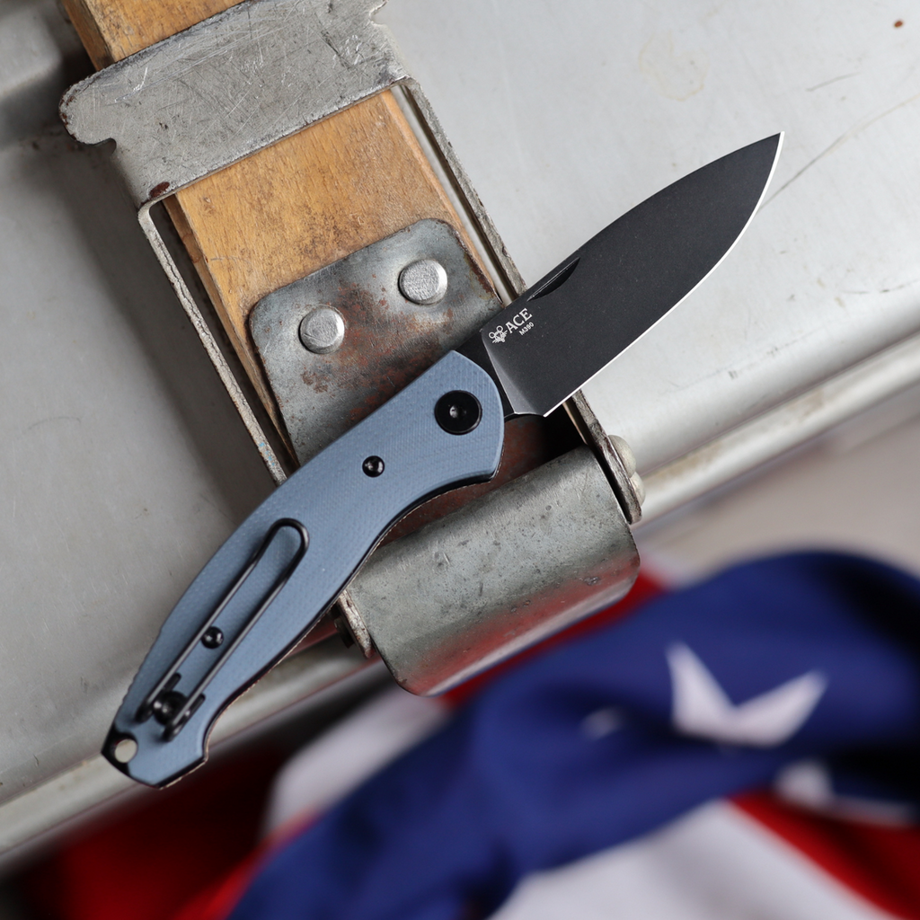 giant-mouse-ace-farley-slipjoint-blue-g10-pvd