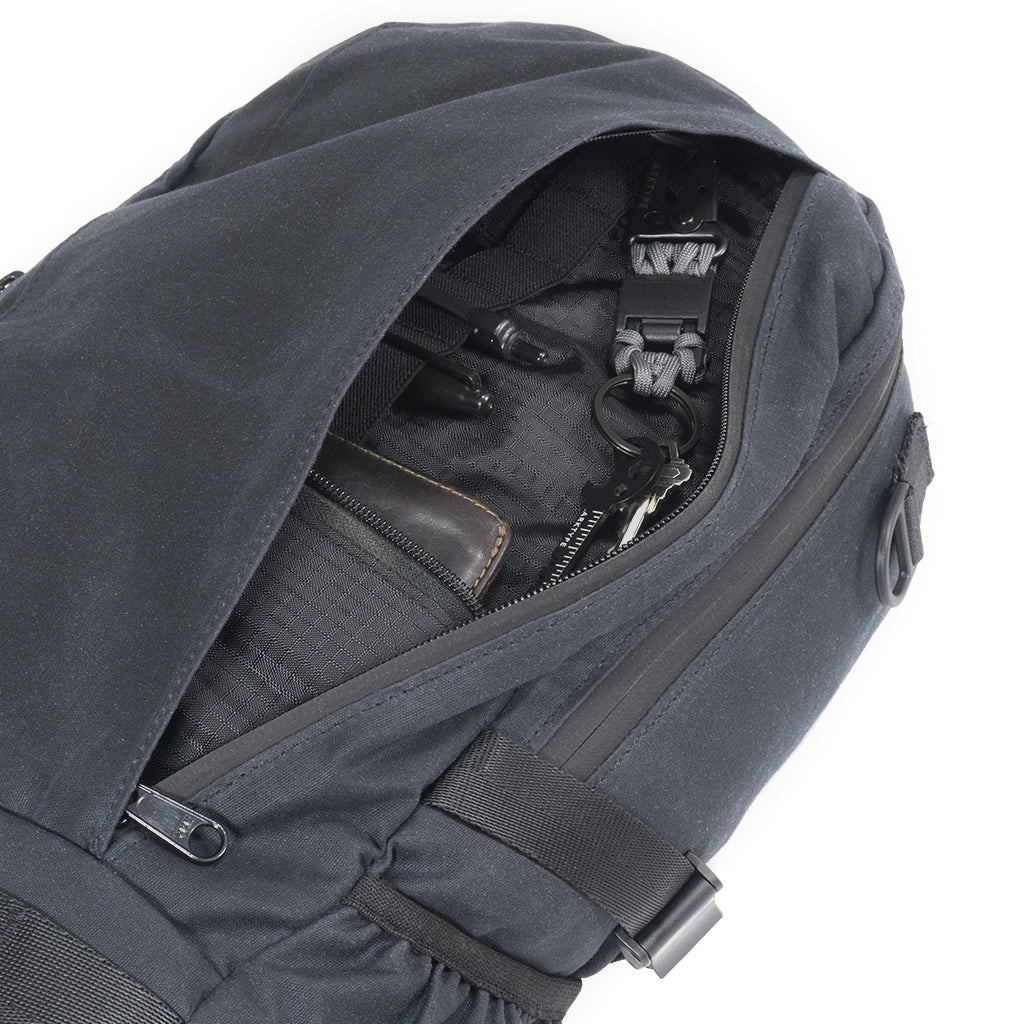 Jetpack - 22L - Waxed Canvas - Black