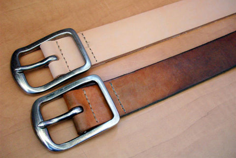 The aging process of natural vegetable tanned leather – LeatherStrata