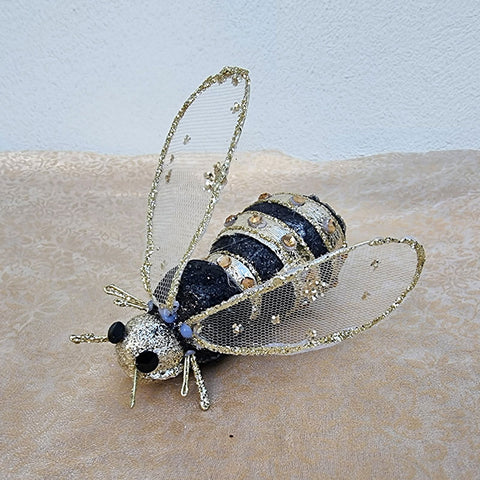 Bee Clip Christmas Ornament