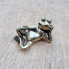 Relaxing Chill Brass Frog