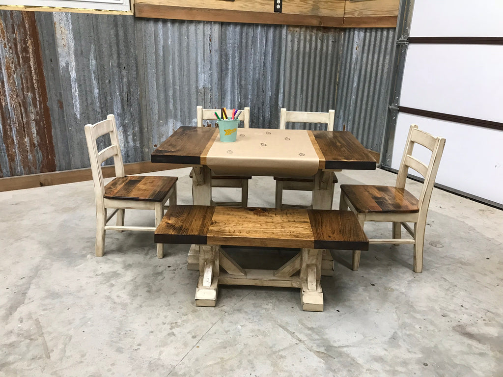 childrens dining table and chairs