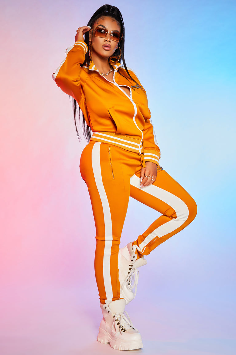 Womens Tracksuits: Designer Tracksuit Sets For Women