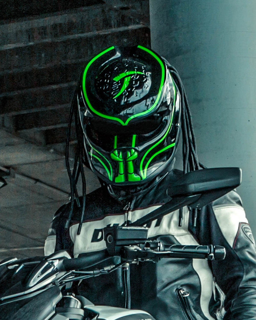 Predator Helmet Moto