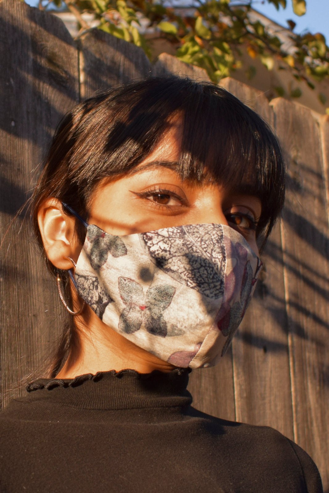 HOLOGRAPHIC FLORAL FACE MASK