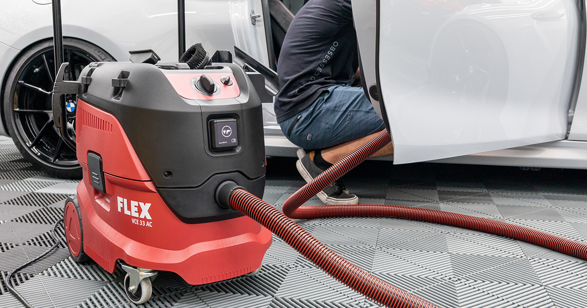 Flex 9-Gallon HEPA Wet/Dry Portable Vacuum for Car Detailing