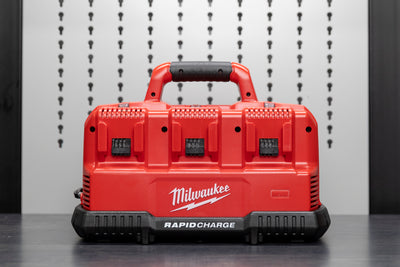 Milwaukee 48-59-1810 - M18 & M12 Vehicle Charger